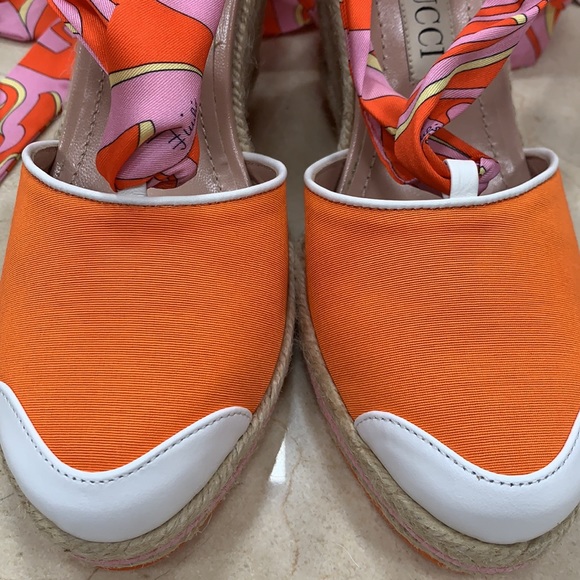 EMILIO PUCCI LONDON TIKI PRINT TWILL ESPADRILLES W/REMOVABLE SCARF IN CORAL - Picture 10 of 14